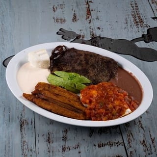 Desayuno/Breakfast Carne Asada (Grilled Beef)