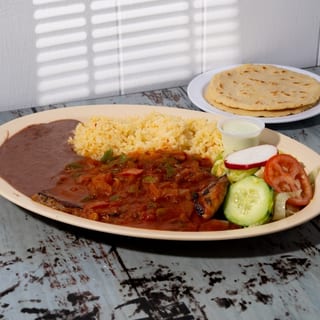 Beef in tomato sauce - Bistec entomatado
