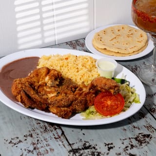 Fried Chicken breast- Pollo frito Pechuga